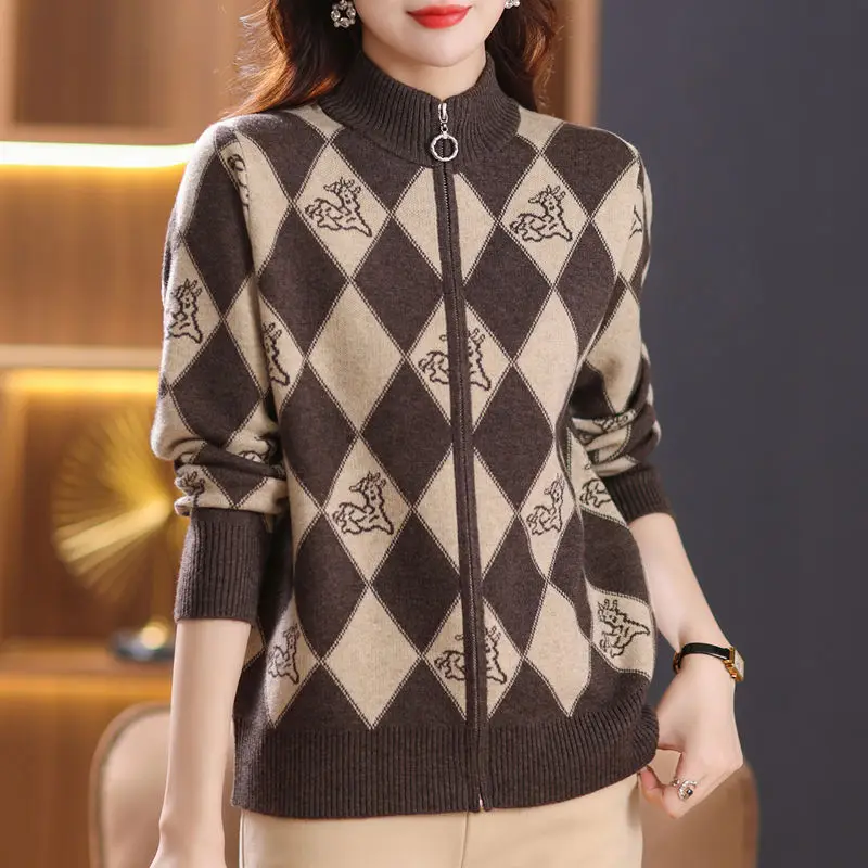 Women's Korean Vintage Plaid Sweaters Cardigan Autumn Winter Casual All-match Stand Collar Zipper Knitted Tops Female Clothing - Image 3