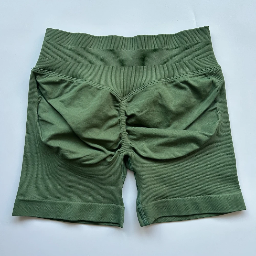 Seamless 4.5" Impact Shorts Low Ribbed Band Yoga Shorts Flex Scrunch Bum Workout Gym Shorts Booty High Stretch Running Shorts - Image 5